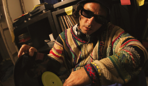 Interview | Vinyl Mode “The Vibe Generator”