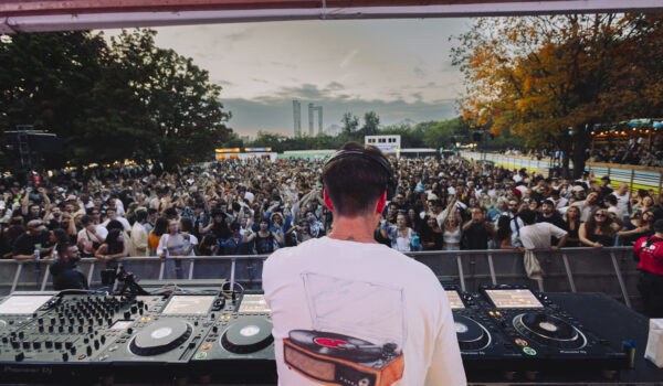 A conversation with Crescenzo